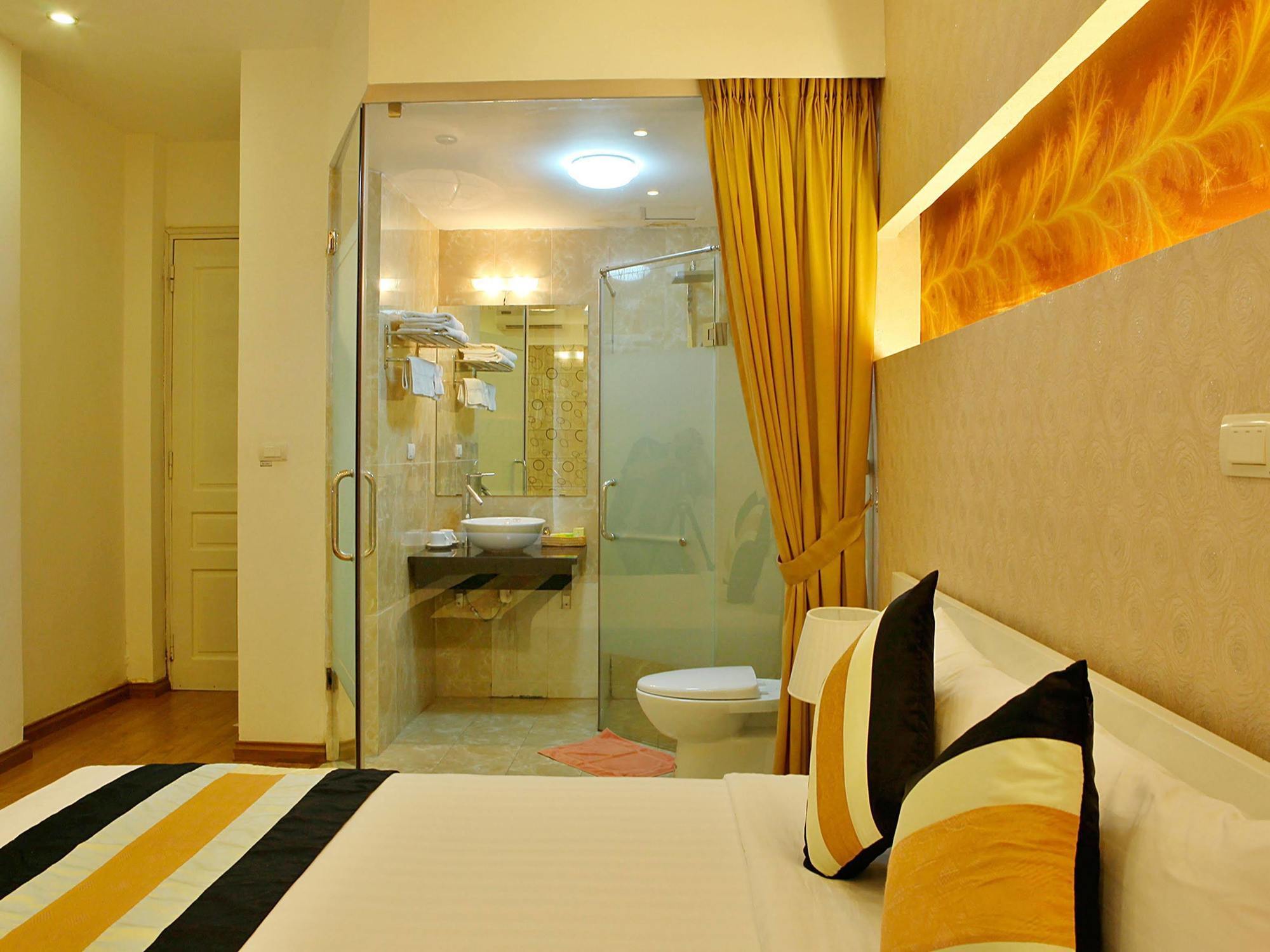 Splendid Star Suites Hotel Hanoi Exterior photo